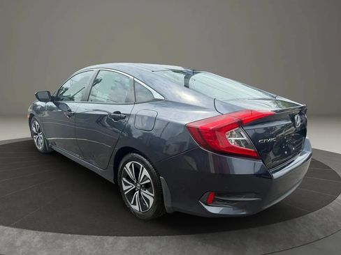 Used 2017 Honda Civic EX-T image 7