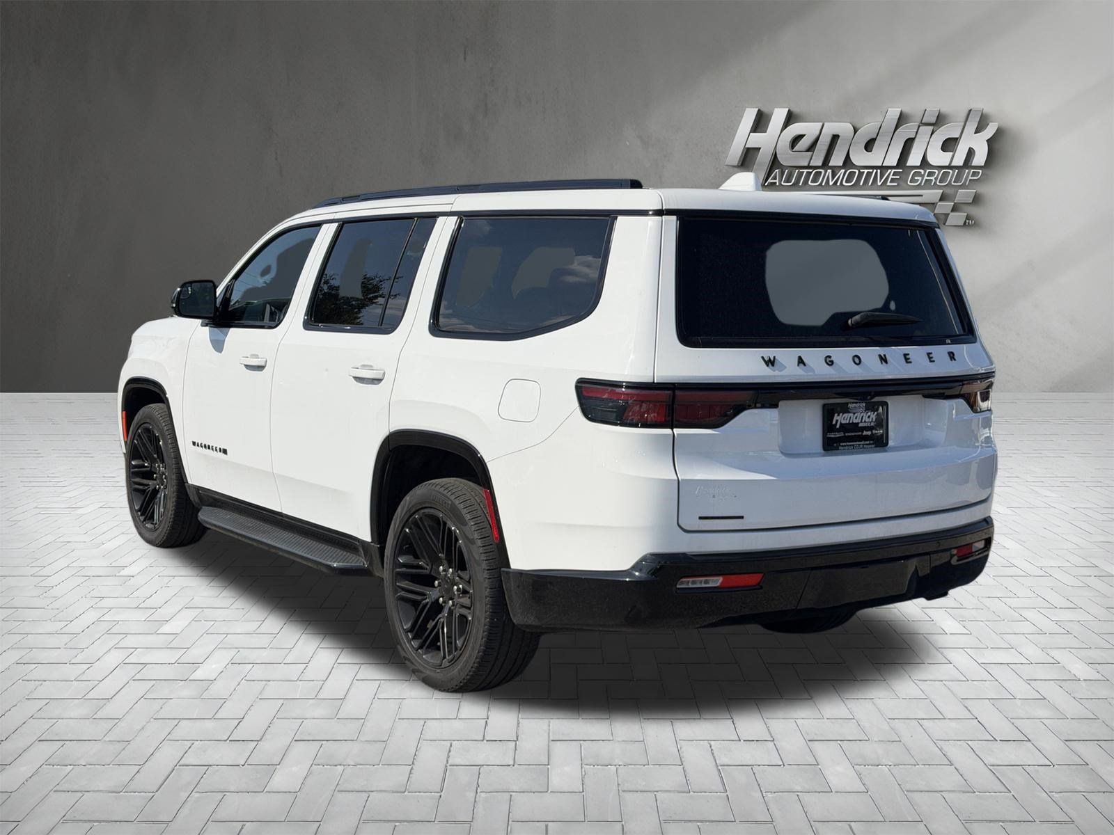 Used 2023 Jeep Wagoneer Series II AWD/4WD image 7