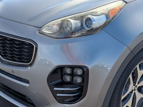 Used 2017 Kia Sportage SX image 12