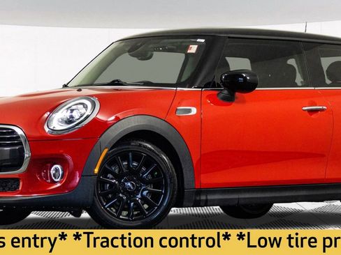 Used 2020 MINI Cooper 2-Door Hardtop image 2