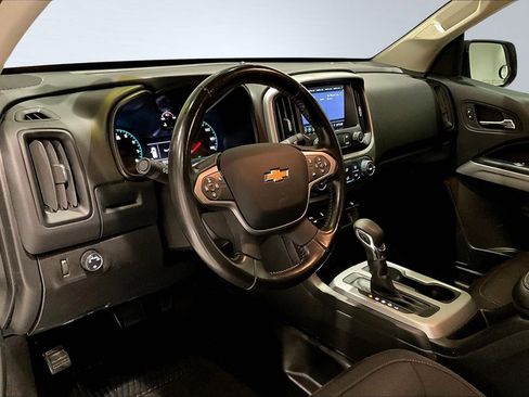 Used 2022 Chevrolet Colorado LT w/ Fleet Safety Package image 17