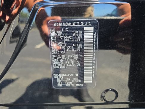 Used 2023 Nissan Armada Platinum w/ Captain's Chairs Package RWD image 33