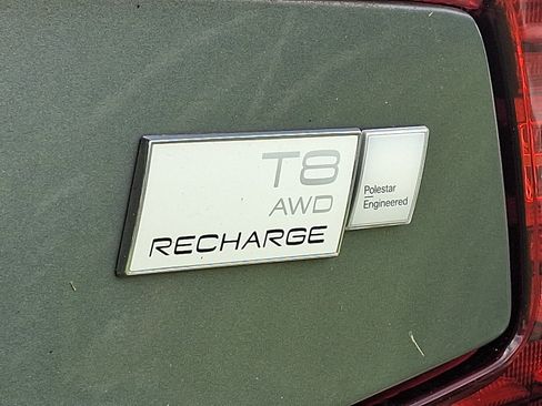 Used 2021 Volvo S60 T8 R-Design Expression w/ Advanced Package AWD/4WD image 5