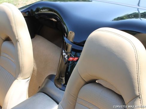 Used 2002 Chevrolet Corvette Convertible w/ Preferred Equipment Group2 image 26