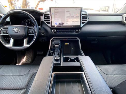 Used 2024 Toyota Tundra Limited image 15