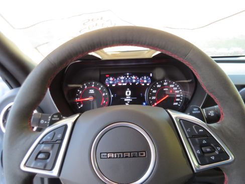Used 2022 Chevrolet Camaro ZL1 image 20