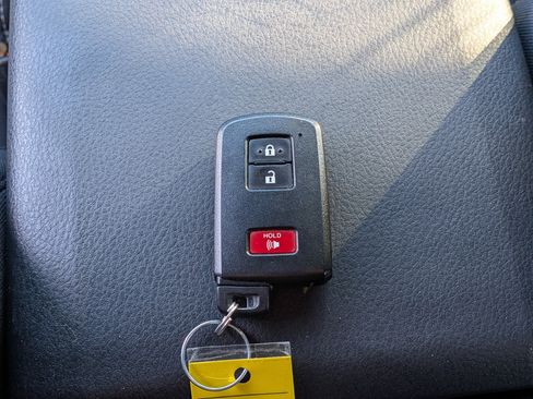 Certified 2023 Toyota Tacoma TRD Sport image 38