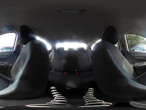 Used 2025 Nissan Versa SV FWD image 34