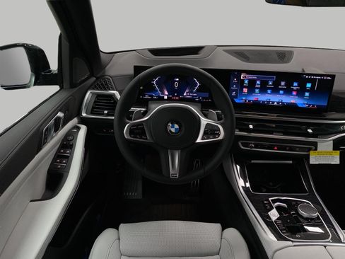 New 2026 BMW X5 xDrive40i w/ M Sport Package AWD/4WD image 15