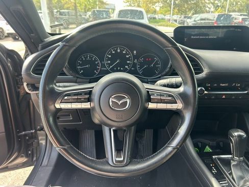 Used 2023 MAZDA MAZDA3 s image 19