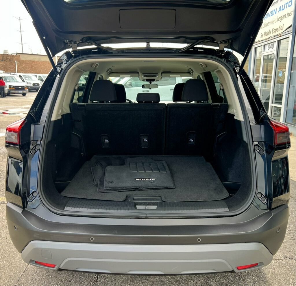 Used 2023 Nissan Rogue SV AWD/4WD image 8