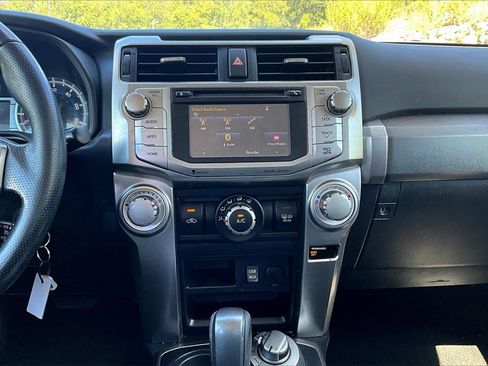 Used 2016 Toyota 4Runner SR5 image 30