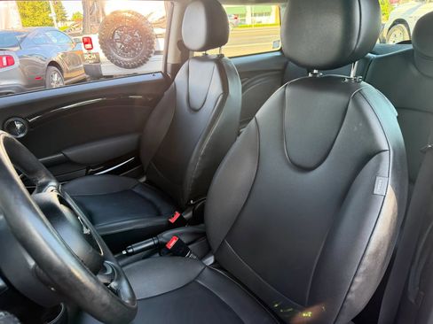 Used 2012 MINI Cooper Hardtop w/ Cold Weather Pkg FWD image 16