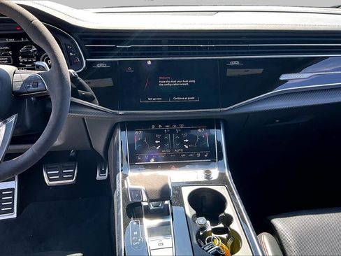 Used 2023 Audi RS Q8 AWD/4WD image 7