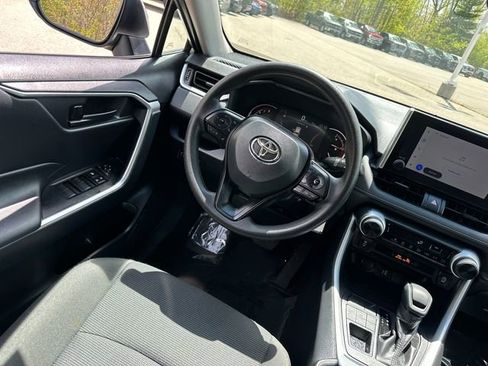 Certified 2025 Toyota RAV4 LE AWD/4WD image 25