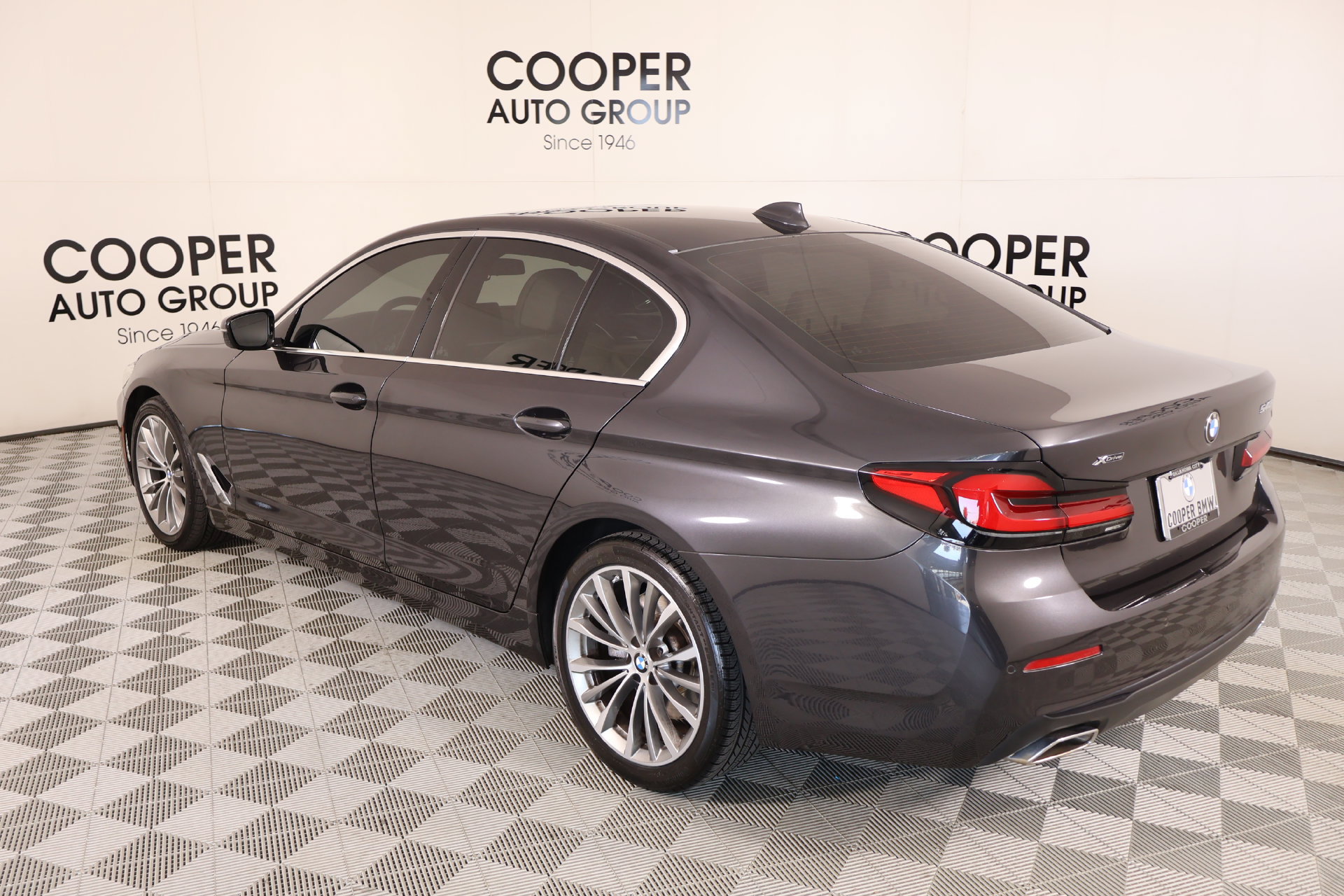 Used 2022 BMW 540i xDrive w/ Executive Package AWD/4WD image 23