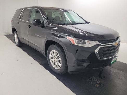 Used 2020 Chevrolet Traverse LS FWD image 13