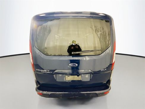 Used 2019 Ford Transit Connect XLT image 6