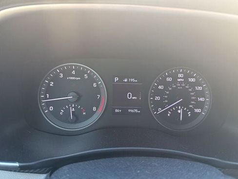 Used 2019 Hyundai Tucson SE image 20