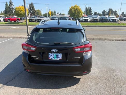 Used 2020 Subaru Impreza 2.0i Premium w/ Popular Package #2 AWD/4WD image 4
