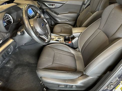 Used 2019 Subaru Forester Premium AWD/4WD image 19