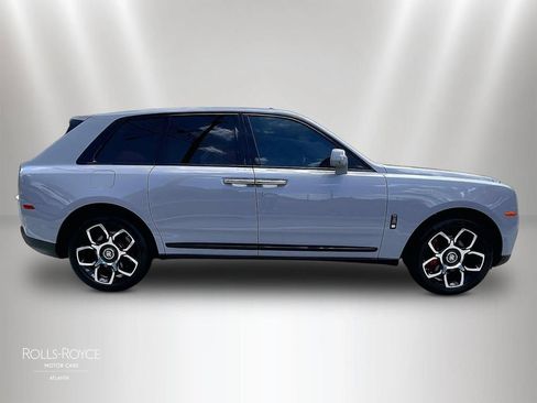 Certified 2023 Rolls-Royce Cullinan Black Badge AWD/4WD image 6