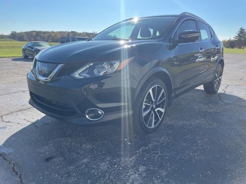 Used 2018 Nissan Rogue Sport SL w/ SL Premium Package image 7