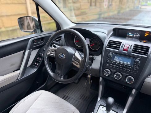 Used 2015 Subaru Forester 2.5i w/ Alloy Wheel Package image 10