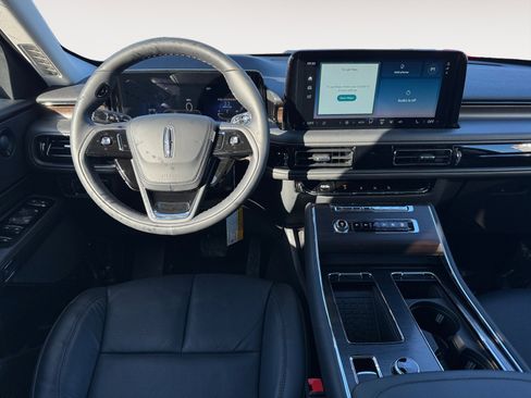 New 2026 Lincoln Aviator Reserve w/ Illumination Package AWD/4WD image 14