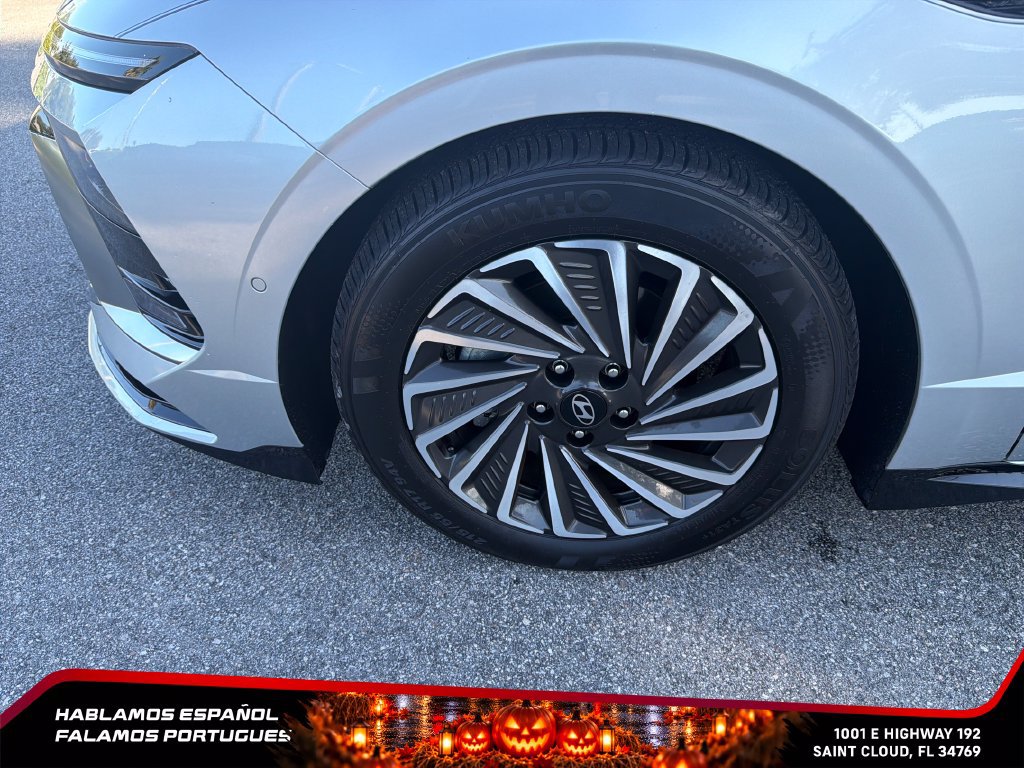 Used 2025 Hyundai Sonata Limited FWD image 10