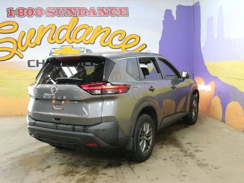 Used 2021 Nissan Rogue S FWD image 8