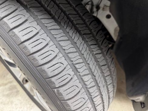 Used 2020 Jeep Cherokee Latitude Plus w/ Cold Weather Group image 30