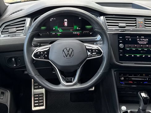 Used 2024 Volkswagen Tiguan SE R-Line AWD/4WD image 14