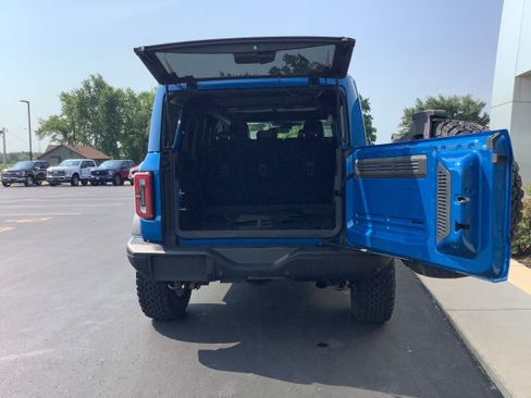 Used 2025 Ford Bronco Badlands AWD/4WD image 6