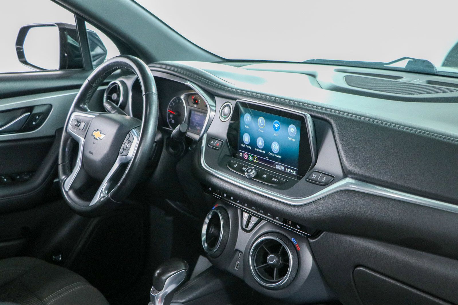 Used 2020 Chevrolet Blazer LT FWD image 25