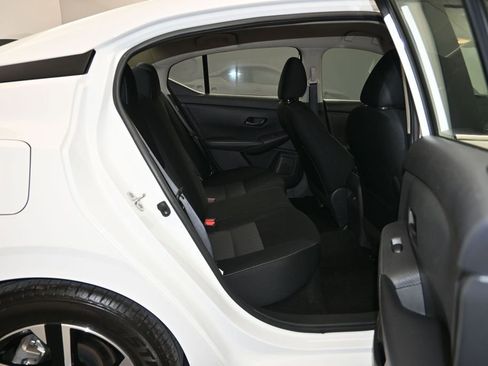 Used 2024 Nissan Sentra SV FWD image 24
