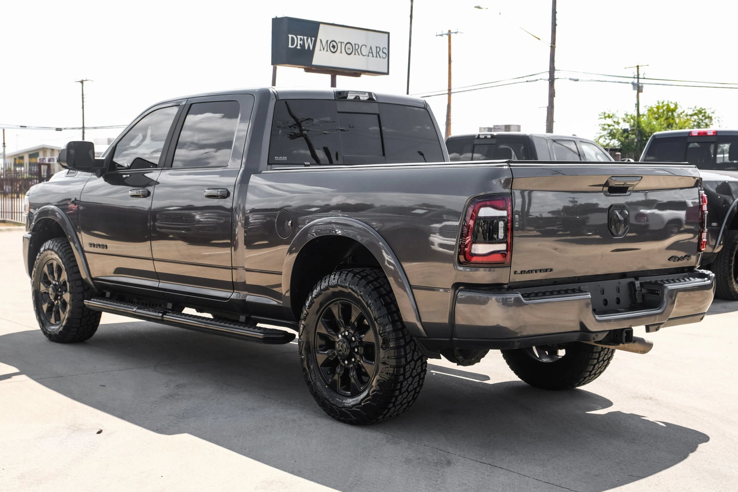 Used 2022 RAM 3500 Limited AWD/4WD image 10