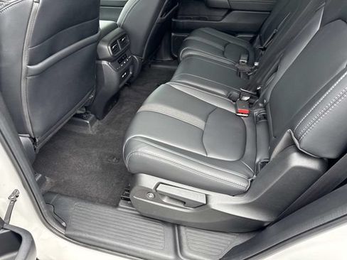Certified 2023 Honda Pilot Touring image 13