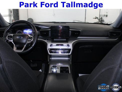 Used 2022 Ford Explorer XLT image 27