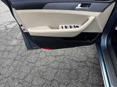 Used 2015 Hyundai Sonata SE image 10