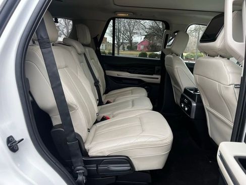 Used 2020 Ford Expedition Platinum AWD/4WD image 20