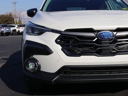 Used 2025 Subaru Crosstrek 2.5i Limited w/ Crosstrek Mirror Package image 9