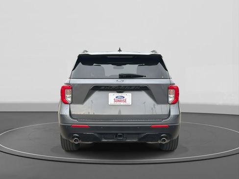Used 2023 Ford Explorer ST-Line w/ Class IV Trailer Tow Package image 5