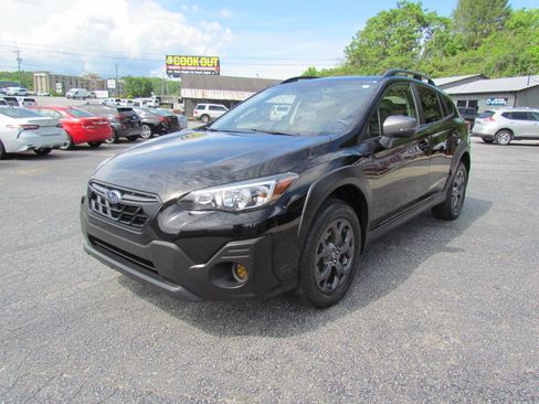 Used 2021 Subaru Crosstrek 2.5i Sport w/ Moonroof Package image 3