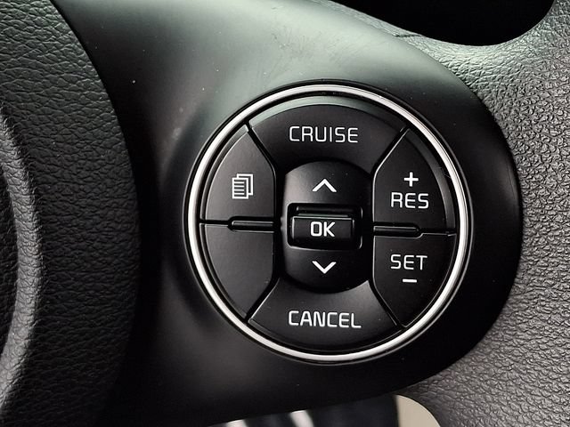Used 2020 Kia Soul LX FWD image 38