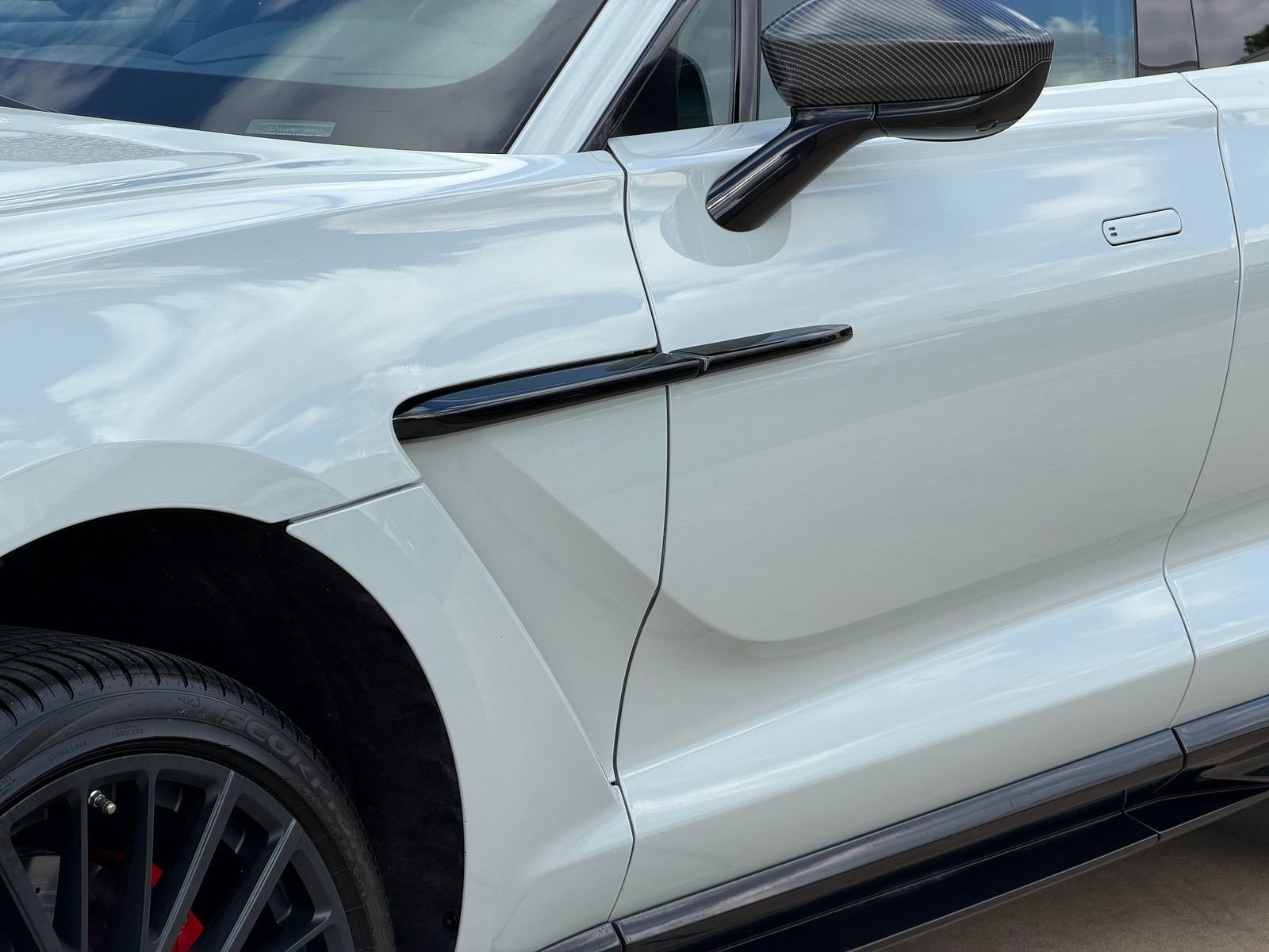 Used 2023 Aston Martin DBX 707 AWD/4WD image 13