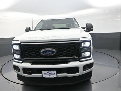Used 2024 Ford F250 XL w/ STX Appearance Package AWD/4WD image 2