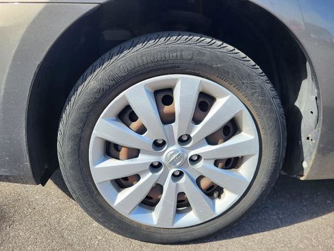 Used 2016 Nissan Sentra SV image 15
