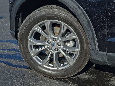 Used 2021 Ford Explorer Limited w/ Equipment Group 301A AWD/4WD image 59