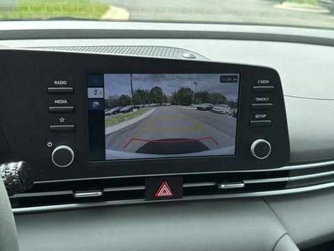 New 2026 Hyundai Elantra SE FWD image 25